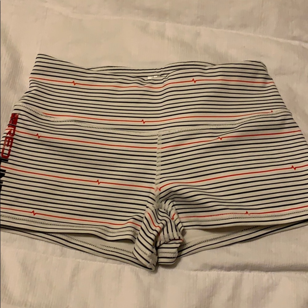GUC Redline gear heartbeat booty shorts.